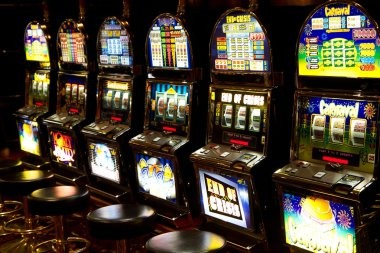 chang4d live dealer blackjack table with multiple camera angles on mobile screen